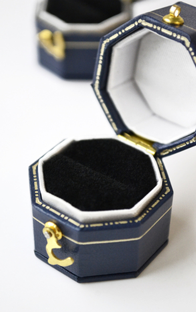 Футляр с оклейкой "шестигранник", серия "ОТЕЛЛО", 30х30х35 мм