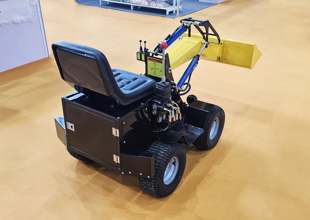 Детский аттракцион «Погрузчик»