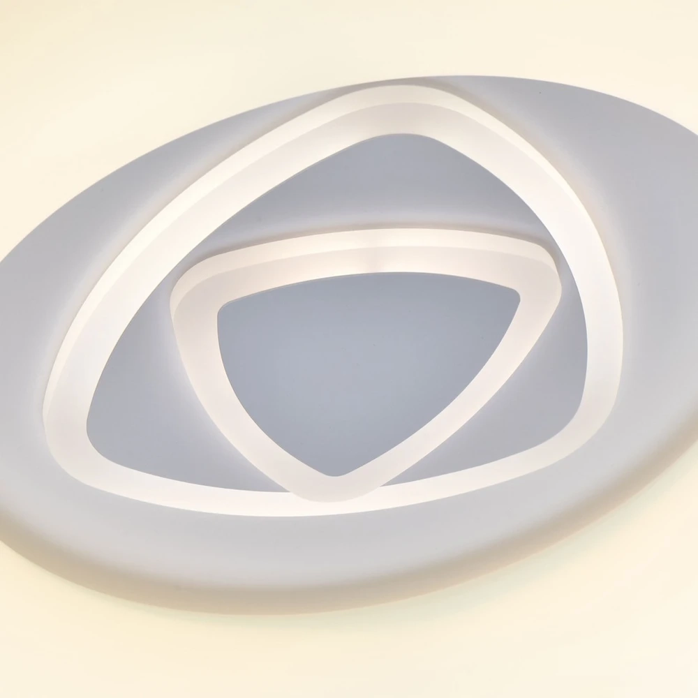 Потолочная люстра De Markt ЭРИДА 706011001