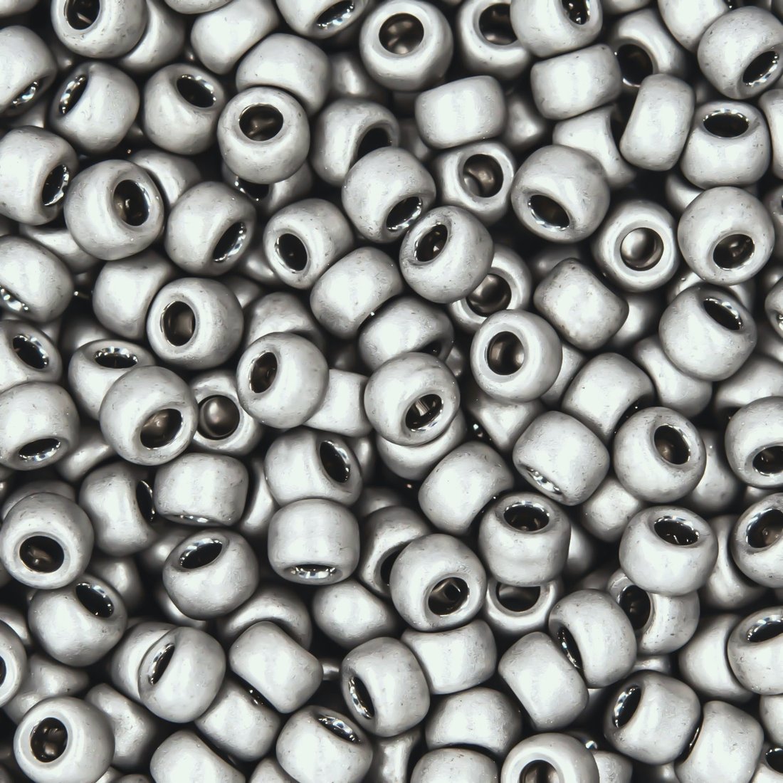Японский бисер TOHO Round 8/0 (№566), металлизированный, непрозрачный матовый