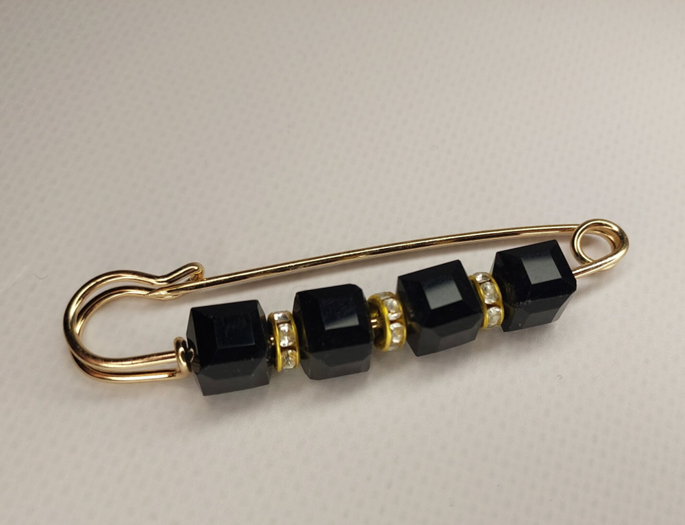 Булавка брошь "Агатовые камешки" для кардигана, пальто, платков, костюмов, шарфа, одежды .Цвет чёрный.