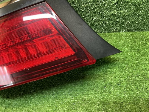 Фонарь левый внешний Toyota Camry 7 XV50 (14-18)