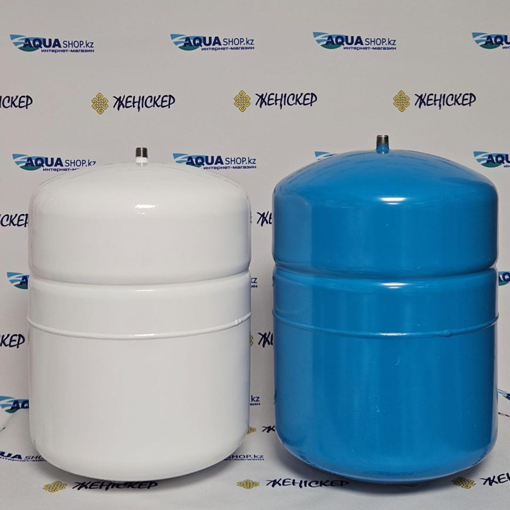 Бак накопительный 2,8 галлона