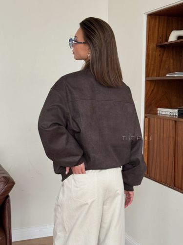 Шоколадный бомбер из текстиля на пуговицах