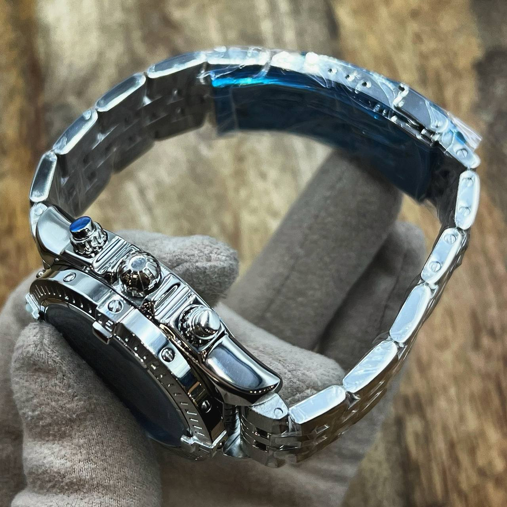 Часы Breitling