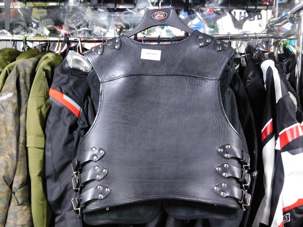 жилет кож Легион чёрный M