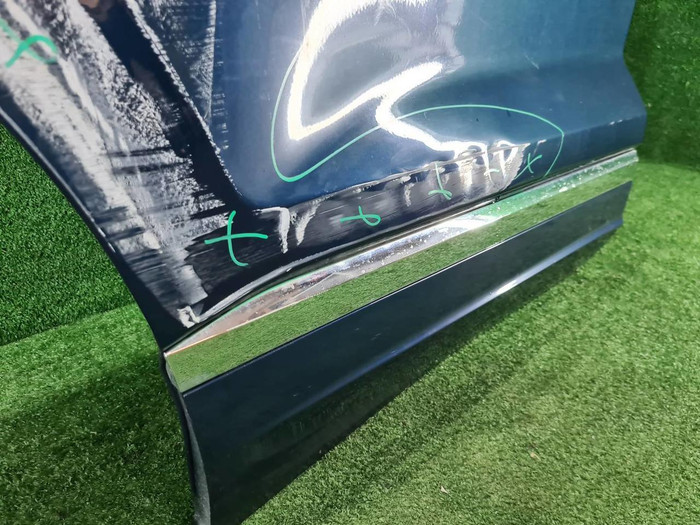 Дверь задняя правая VW Touareg 3 (2018-н.в.)