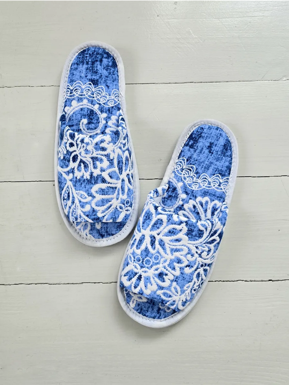 Тапочки хлопковые открытые Небесно-голубой узор