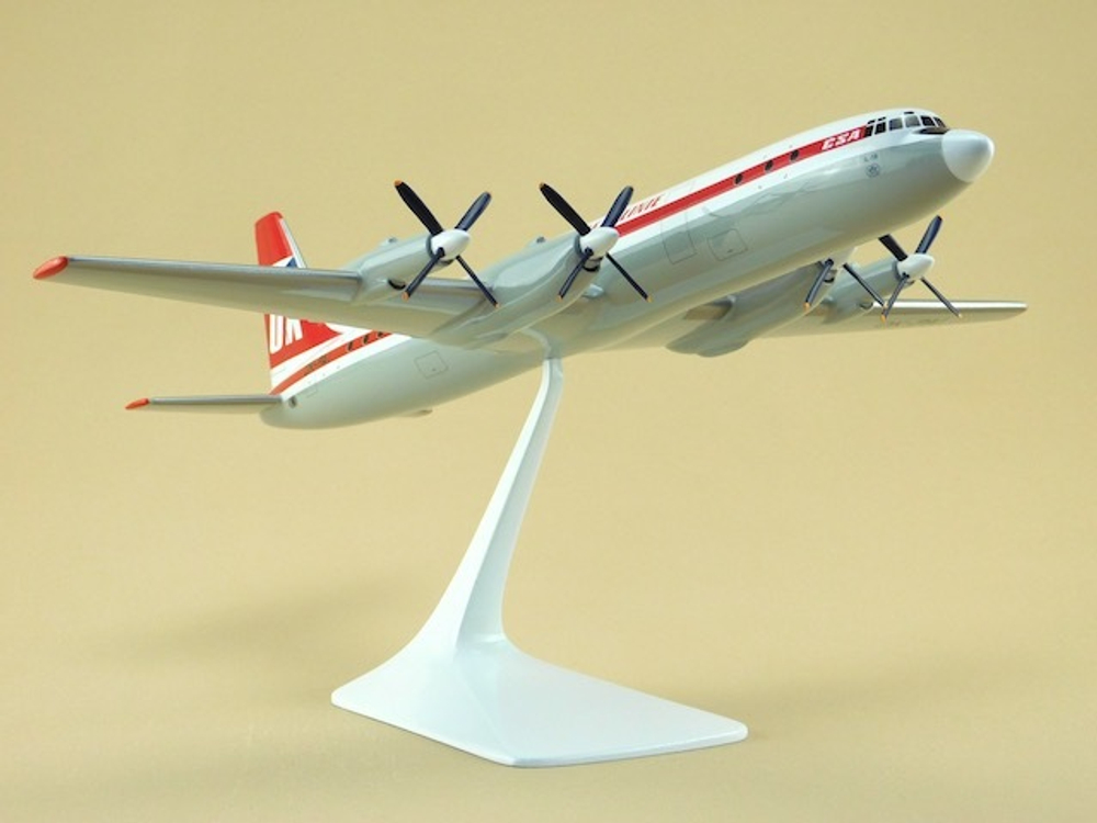 Модель самолета Ил-18 (М1:100, Ceskoslovenske aerolinie)
