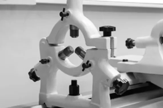 Токарный станок SGSK CW61200F