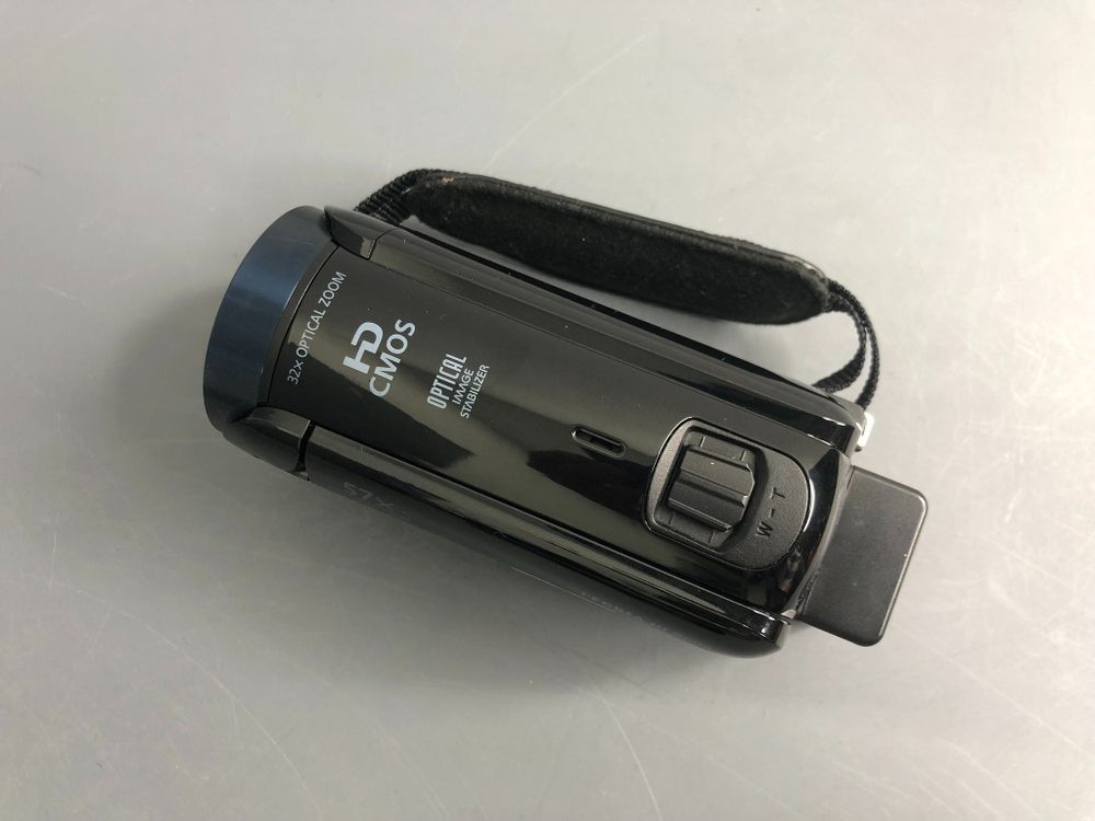 Canon Legria HF R606