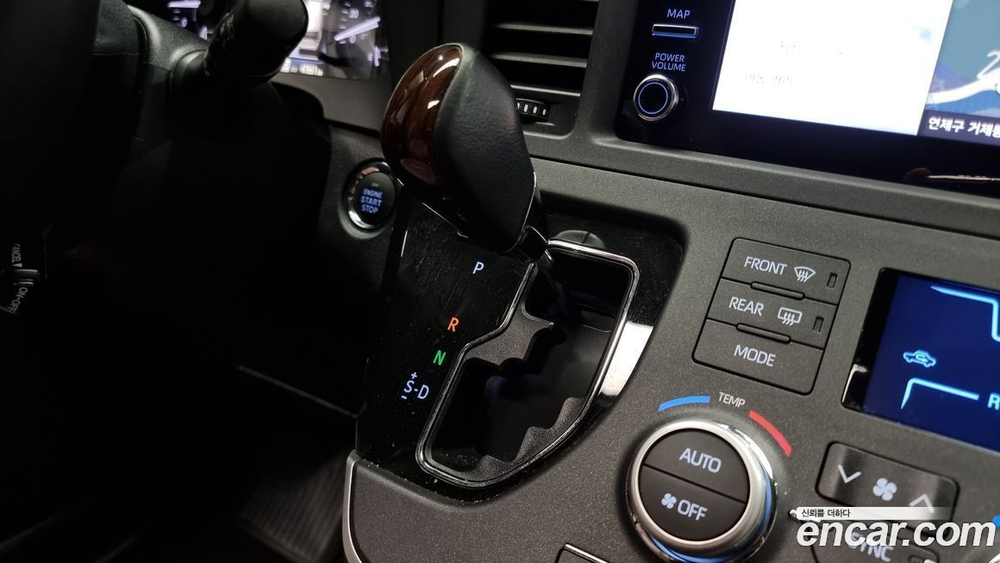 Toyota Sienna 3.5 AWD (12.2019)