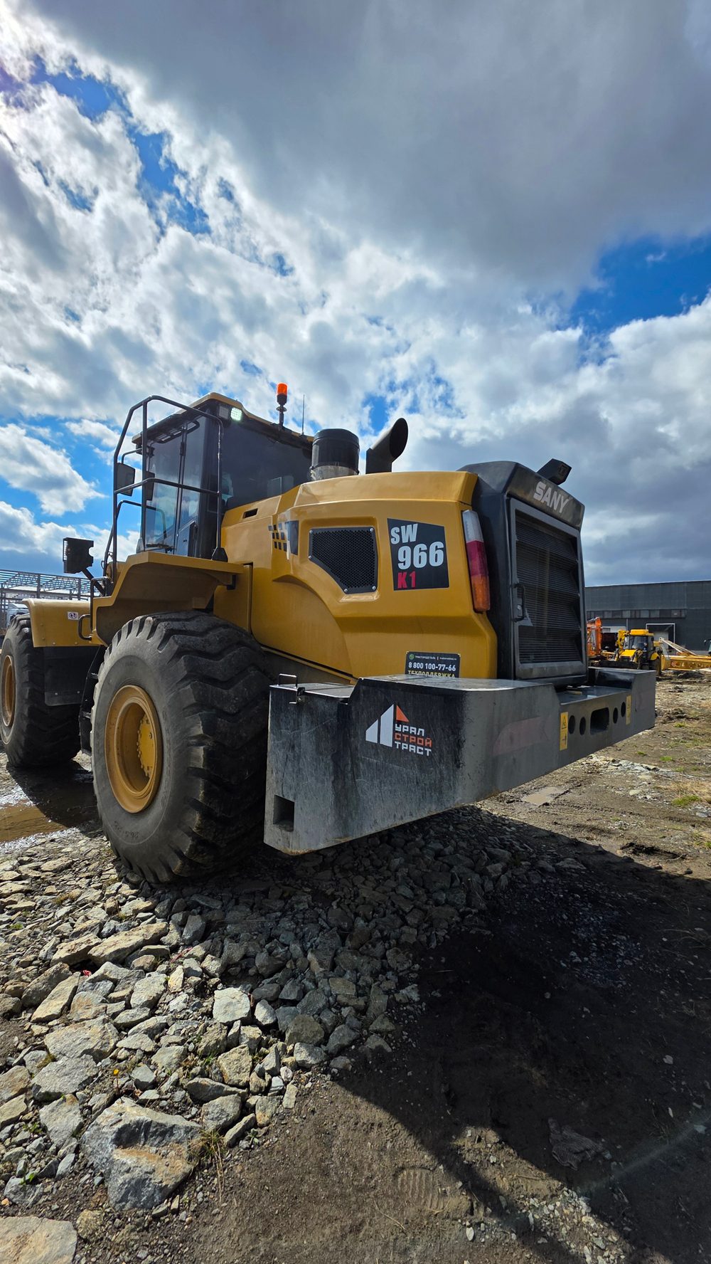 SANY SW* Фронтальный погрузчик SW966K1 (Дизельный, 9,7 л, 242 л.с., АТ)