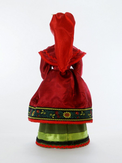 Кукла фарфоровая Украинка в праздничном костюме Киевской губернии