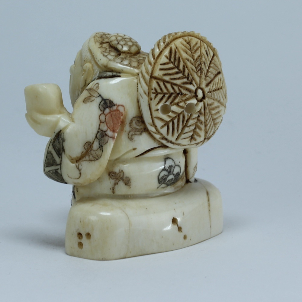 Эксклюзивная нэцкэ Дзюродзин с чашей