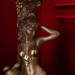 Подставка декоративная Девушка с кувшином №450 Бронза