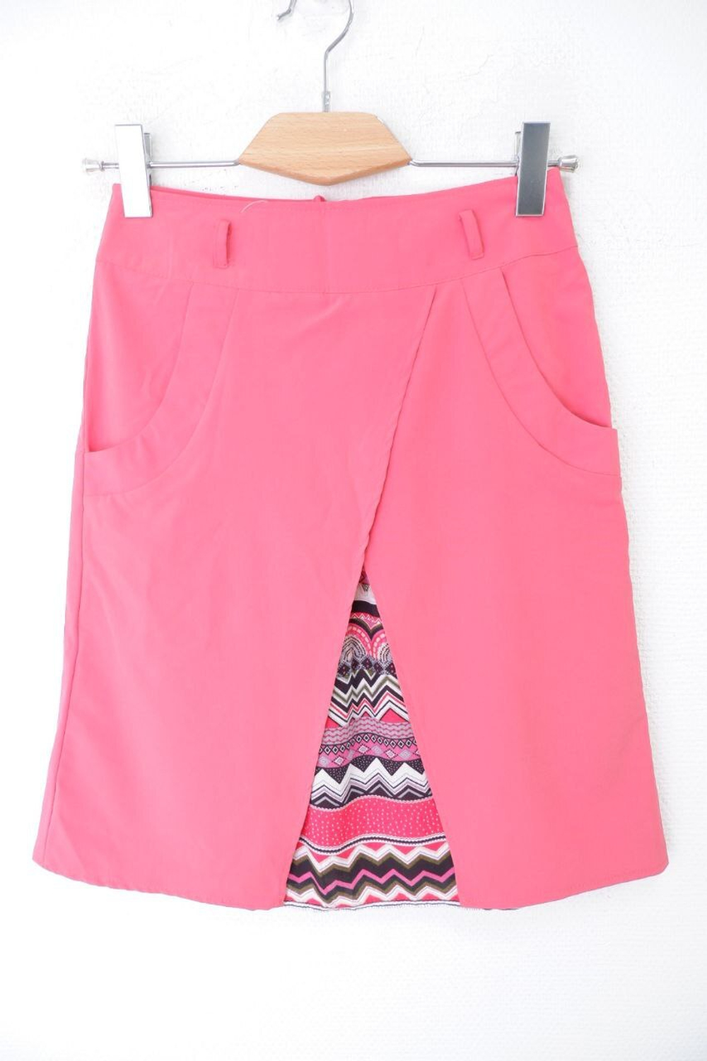 Юбка нежного цвета 44 размер, новая