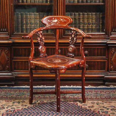 Кресло с перламутром