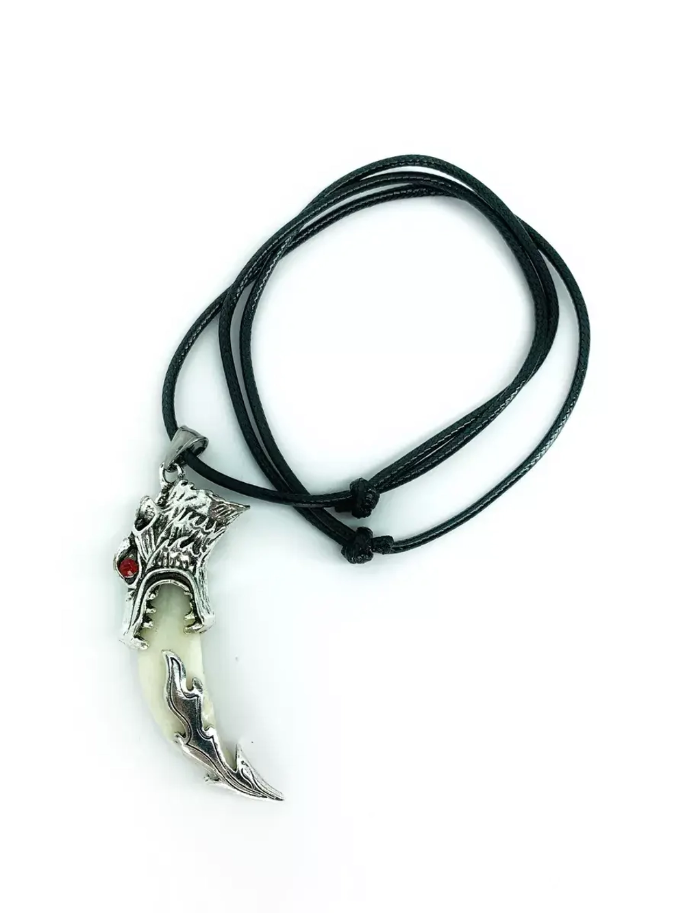 Кулон оберег амулет Настоящий Волчий Клык Зуб Волка талисман