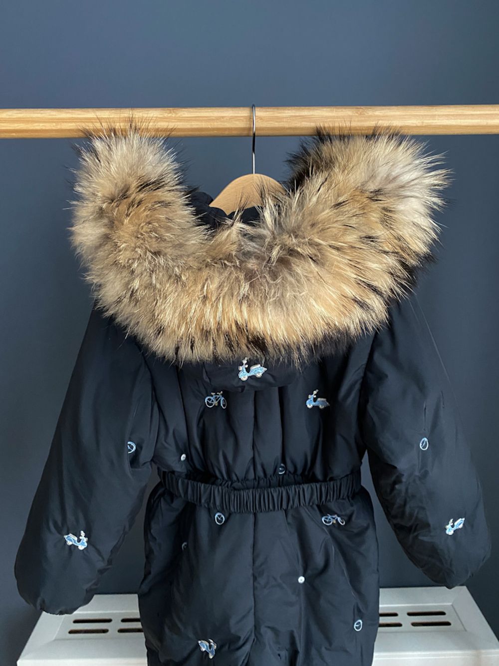 Новый пуховой комбинезон Manudieci, 116