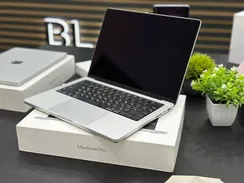 Б/У Ноутбук Apple MacBook Pro 14 M5 100% 16/512Gb Silver (M9W4240X61)