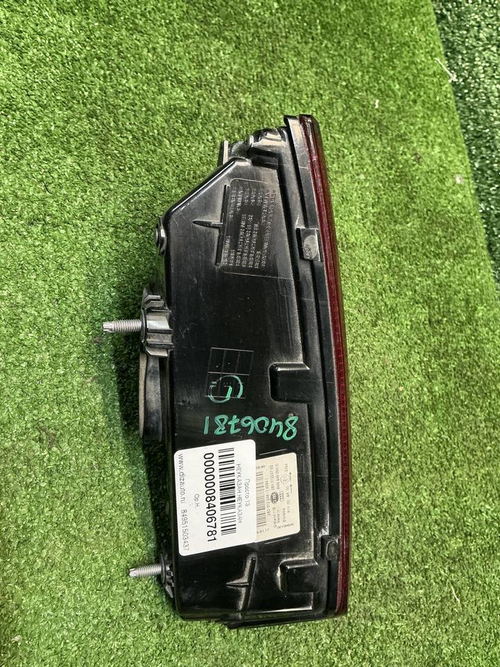 Фонарь правый внутренний Audi A4 B9 (2015-2020)