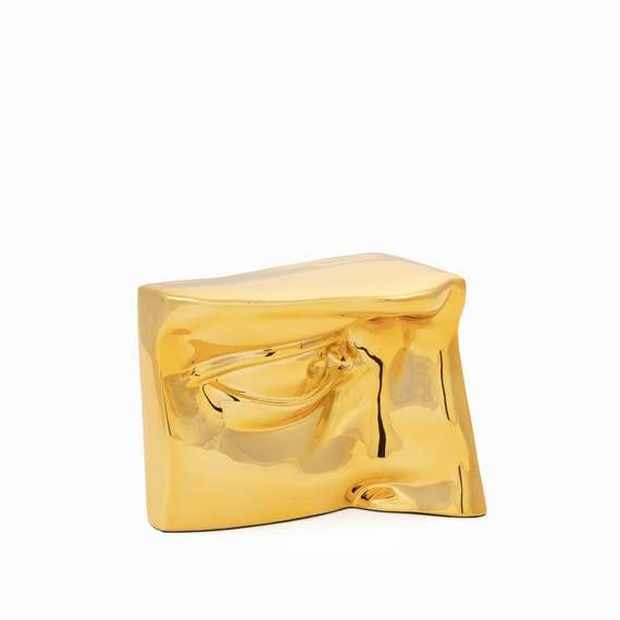 Статуэтка Golden body parts 2