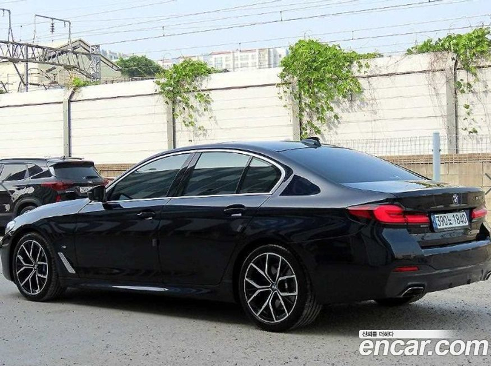 BMW 5 Series (G30) 530i M Sports (06.2021)