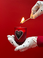 Ароматическая свеча Амур красная серия