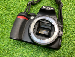 Nikon D3100 Kit AF-S DX 18-55mm 9.000 кадров