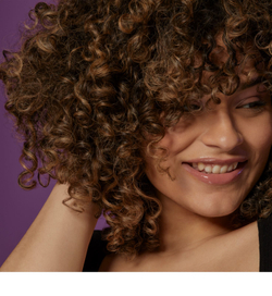 Bumble and bumble Bb. Curl Custom Conditioner - увлажняющий кондиционер для кудрявых и волнистых волос /   200  ml  / GTIN 685428027794