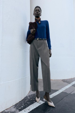 ZARA БРЮКИ С ЗАЩИПАМИ И РЕМНЕМ, СЕРЫЙ МЕЛАНЖ