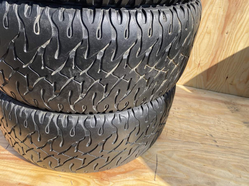 Шины летние Nitto Dune Grappler 285/50R20 4шт.