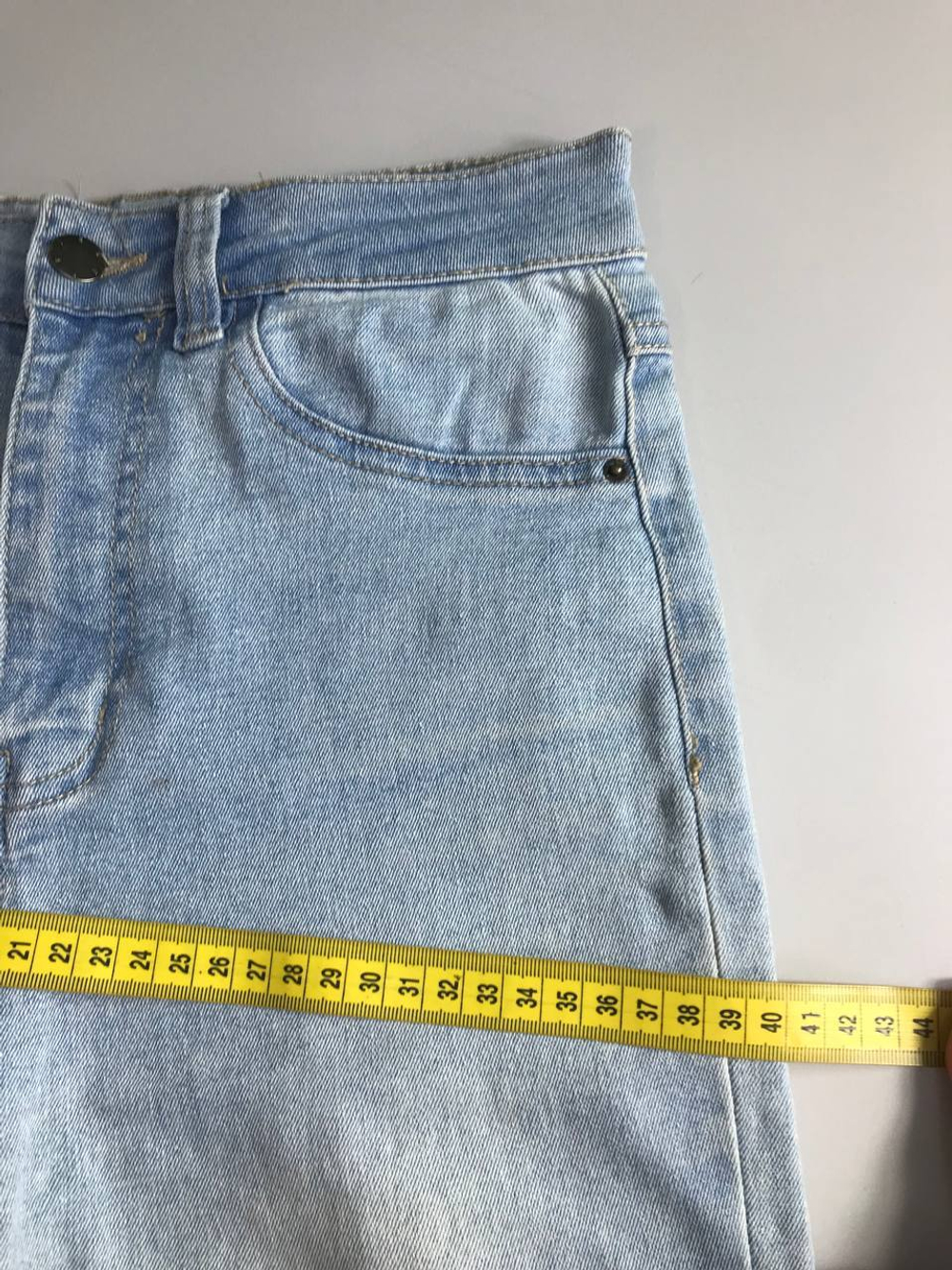 Джинсы Befree модного оттенка, маркировка XXS, визуально 40 размер
