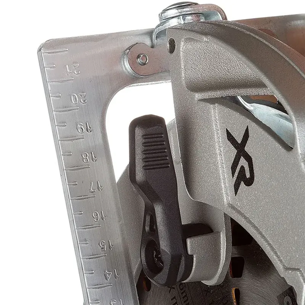 DeWalt DCS570N аккумуляторная дисковая пила (без АКБ и ЗУ)