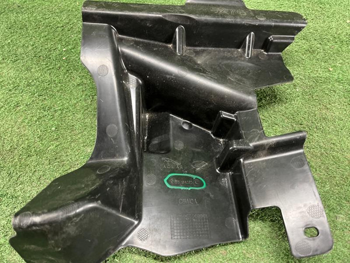 Пыльник двигателя Jaguar F-PACE (2016-н.в.)