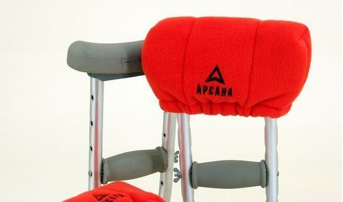 Пошив подкладных подушек, мягких накладок на костыли, специальных досок в коляску и других средств реабилитации для пациентов