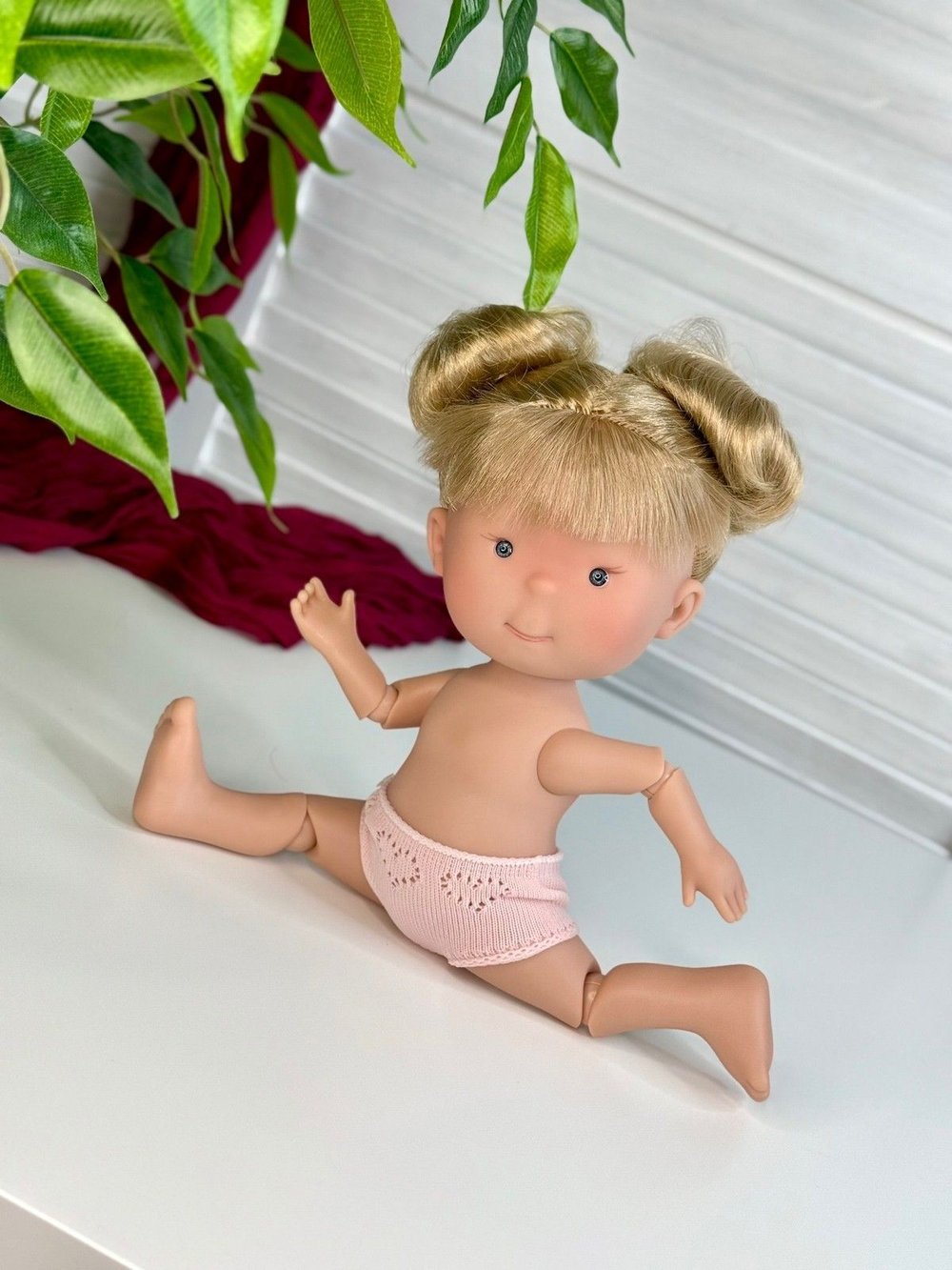 Кукла Nines виниловая 30см PIPPA шарнирная без одежды (2909W)