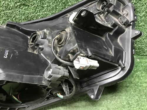 Фара левая Toyota Rav 4 CA40 (2015-2019) LED