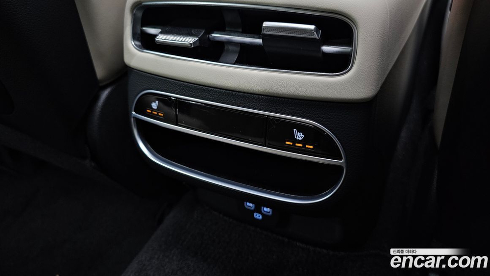 Genesis GV70 2.5T Бензин AWD (11.2022)