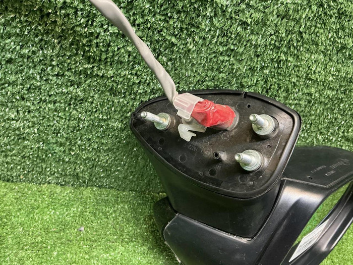 Зеркало левое Toyota Camry xv70 (17-24) 8 конт