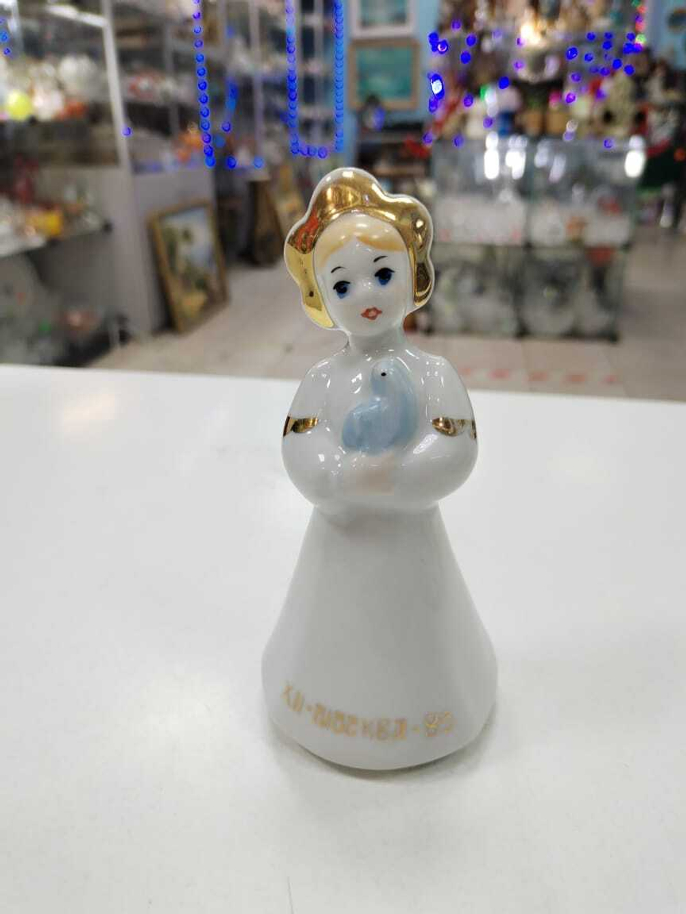 Винтаж: редкая фарфоровая статуэтка рига катюша фестивальная СССР