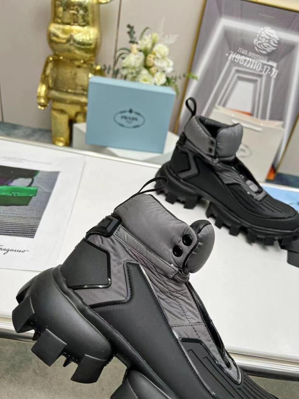 Кроссовки Prada