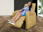 Кресло-реклайнер электрический с подъемом и массажем FUJIMO LOUNGE UP на заказ