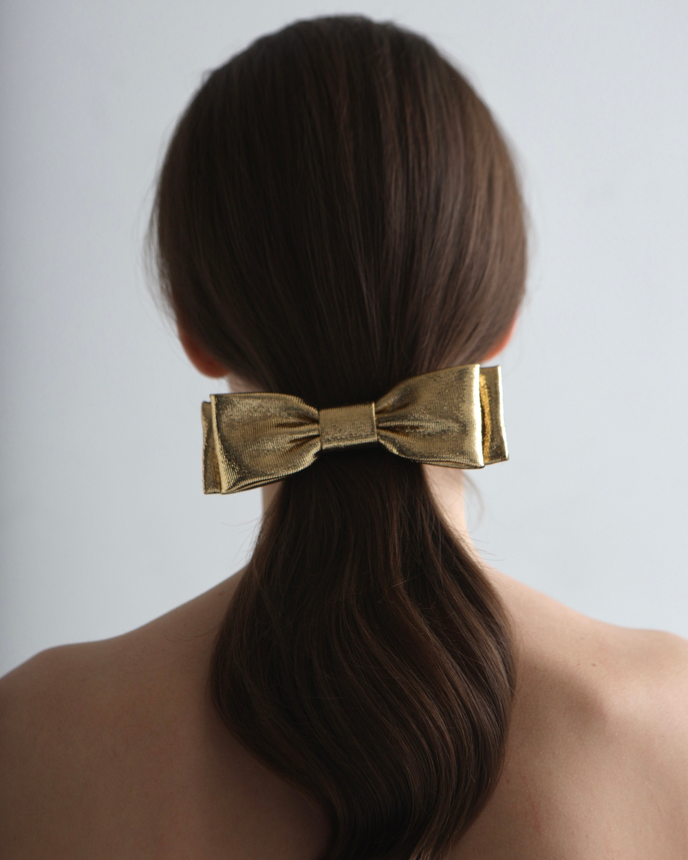 Бант из золотого жаккарда