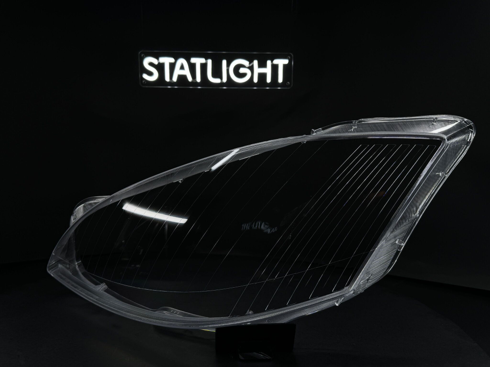 Левое стекло фары Mercedes W221LK 2005-2009