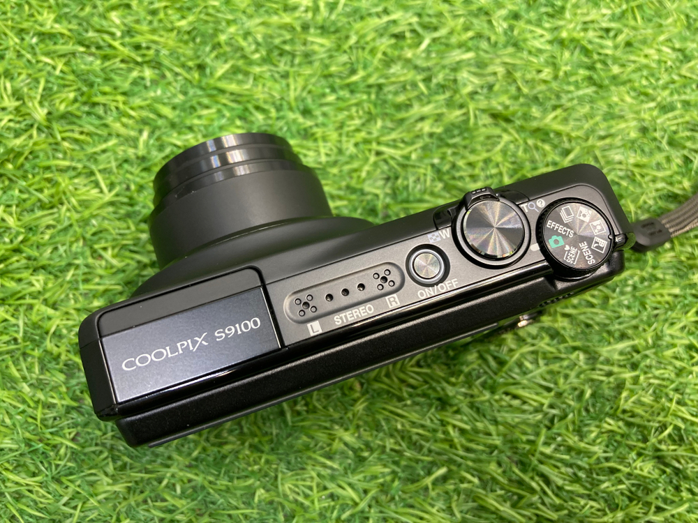 Nikon Coolpix S9100