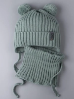 Шапка для мальчика со снудом осенняя