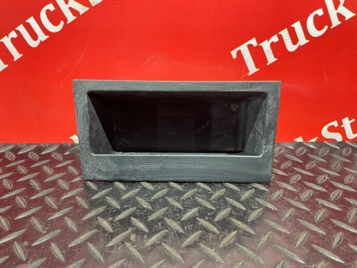 Бардачок центральной консоли