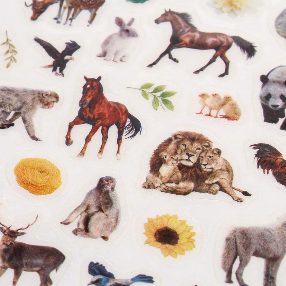 Наклейки "Дикие животные" 21,5*11см. светятся в темноте